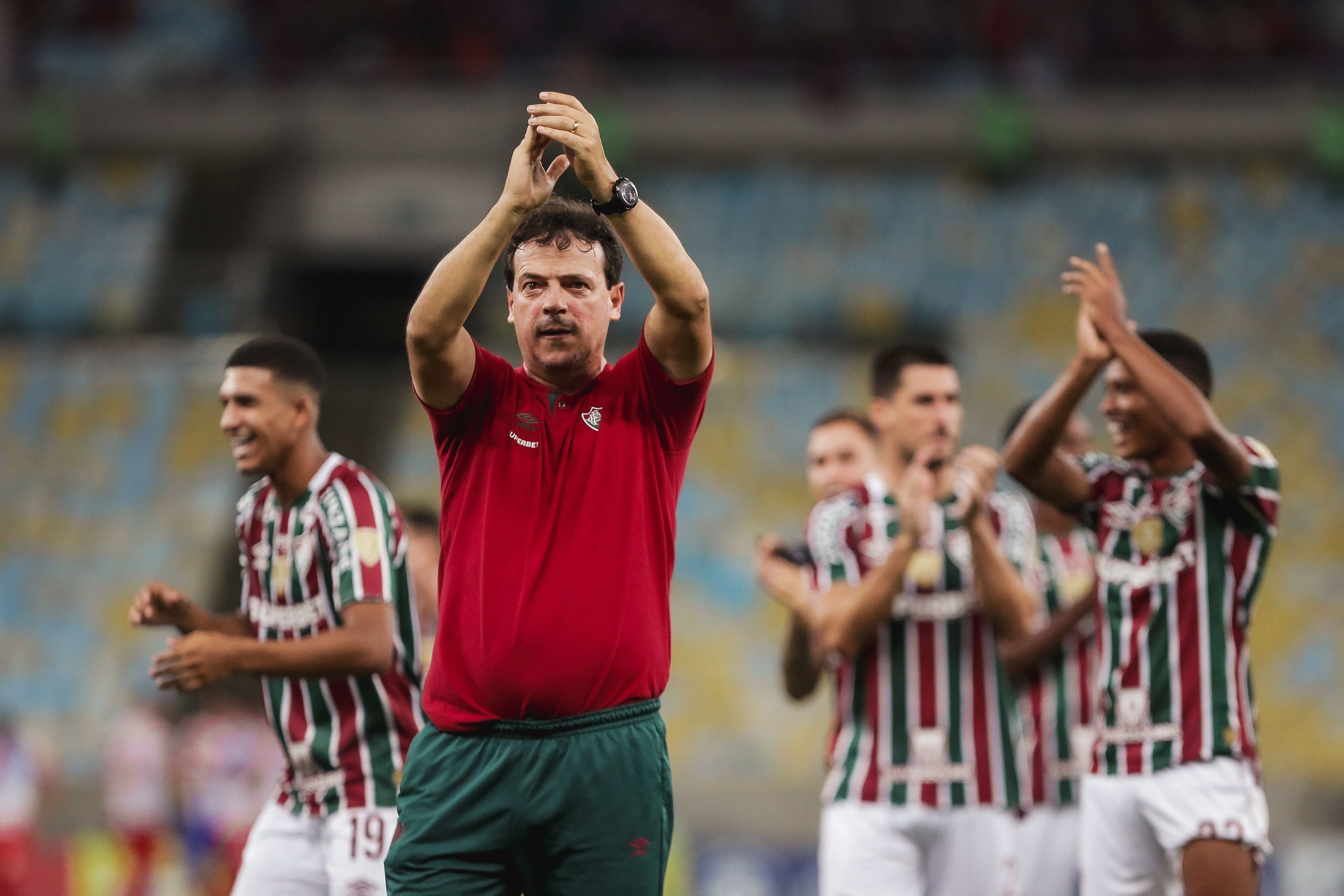 Após protestos da torcida, Fluminense busca momento de paz na temporada