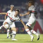 Meia do São Paulo recebe proposta de time argentino e pode ser negociado