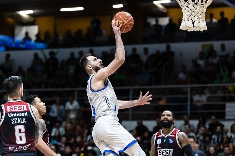 Minas x Franca: horário e onde assistir ao jogo 3 da semifinal do NBB