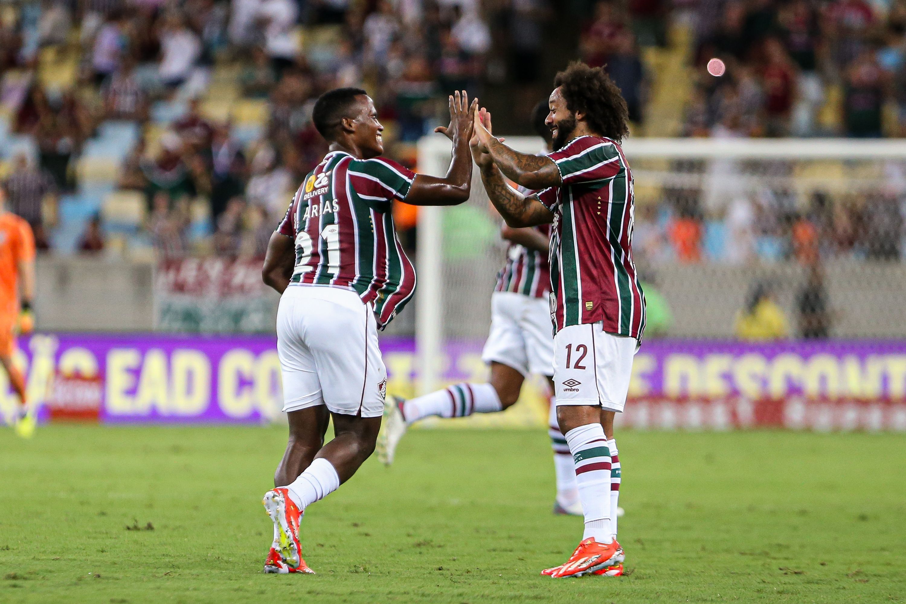 Fluminense vence o Sampaio Corrêa outra vez e avança na Copa do Brasil