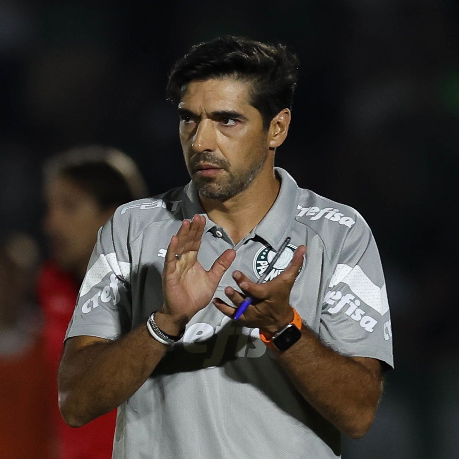 Abel elogia mercado 'incrível' do Cruzeiro e aponta cinco rivais na luta pelo Brasileirão