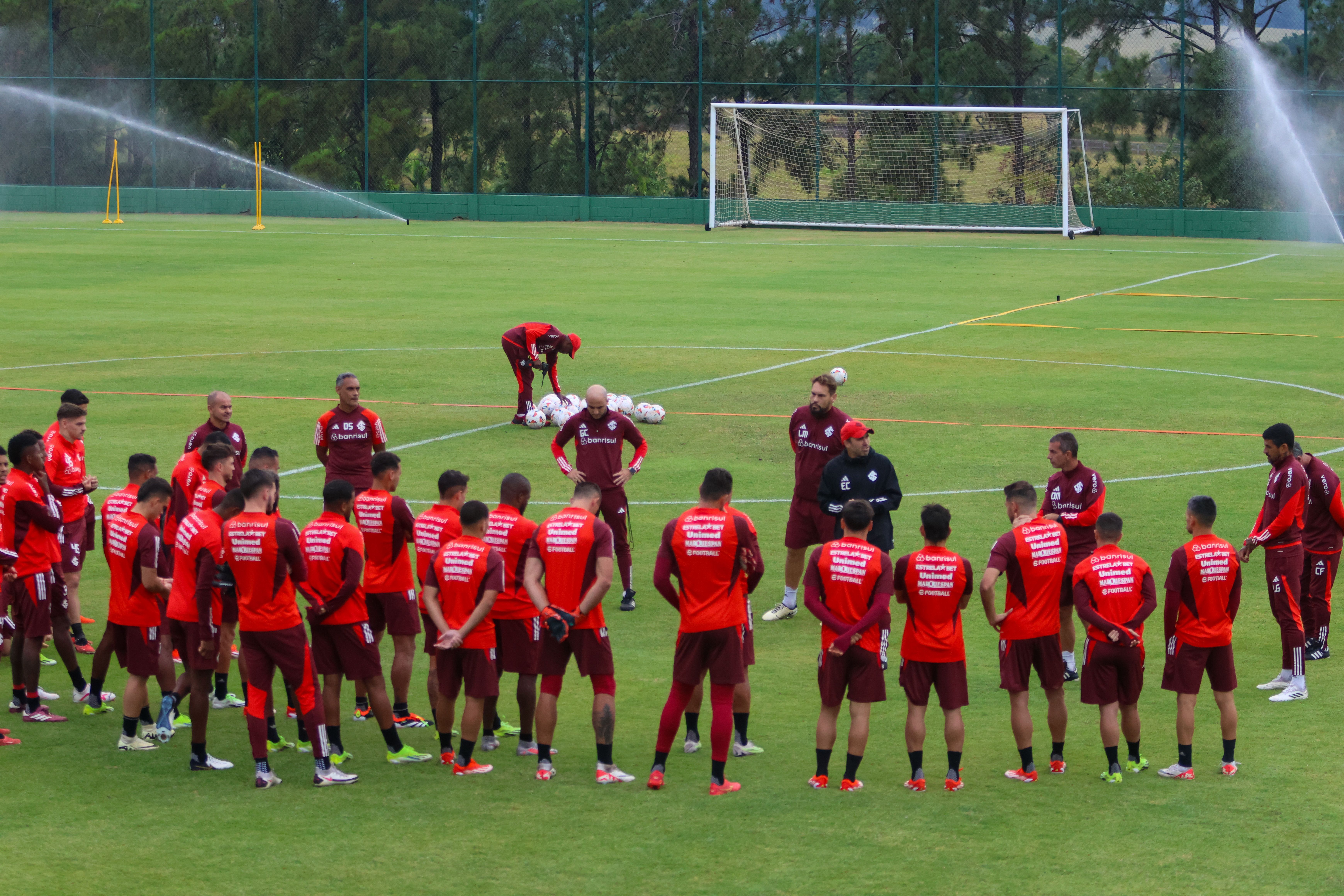 Após um mês sem jogar, Inter volta a campo em 'decisão' pela Sul-Americana