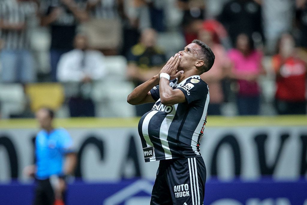 De saída, Pedrinho marca primeiros gols pelo Atlético após dois anos