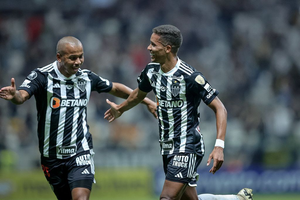 Atlético garante premiação milionária com goleada sobre o Caracas