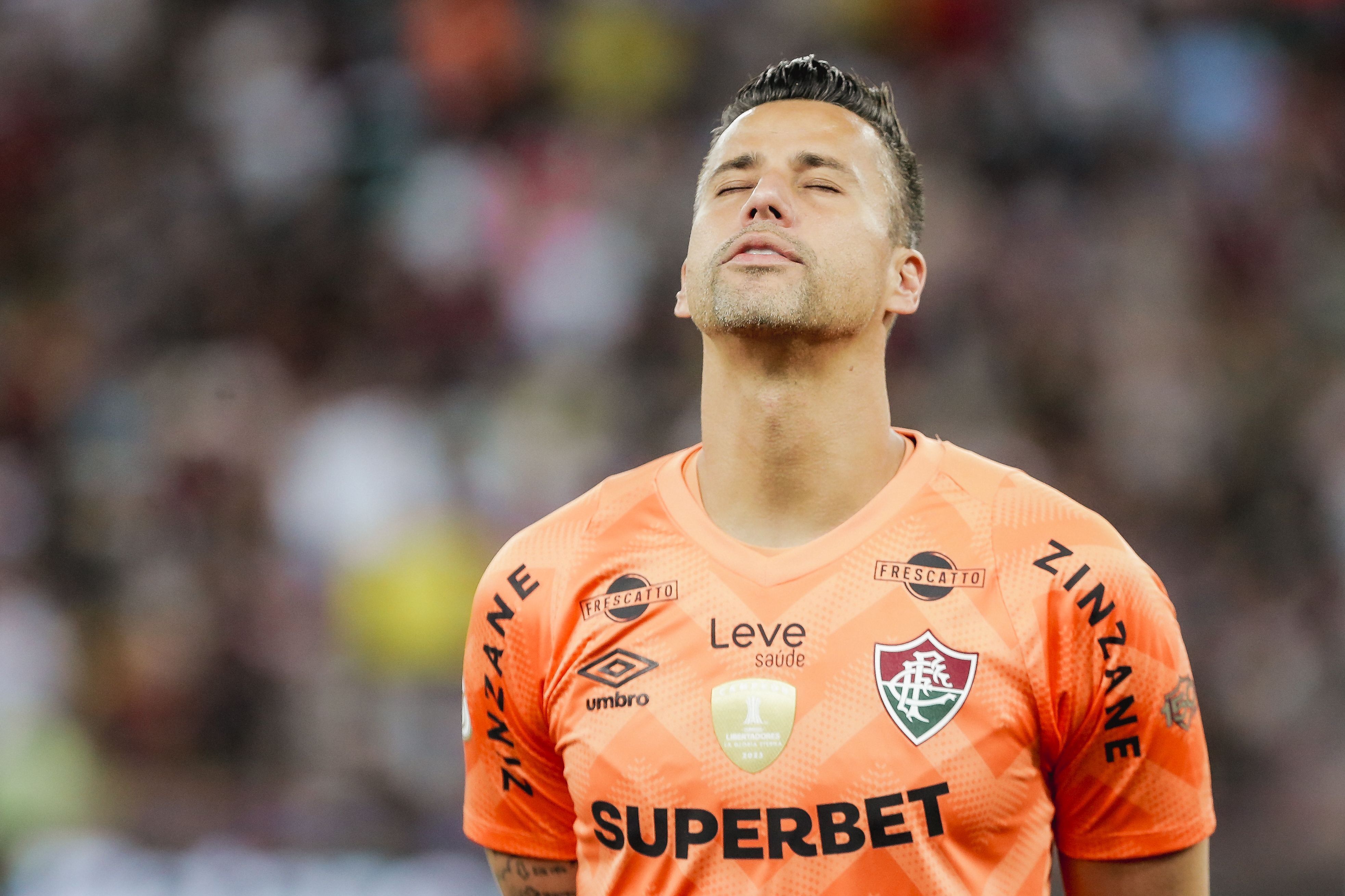 Auxiliar do Fluminense analisa nova falha de Fábio em empate pelo Brasileiro