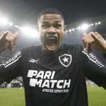 Mattos revela bastidores de negociação entre Cruzeiro e Júnior Santos