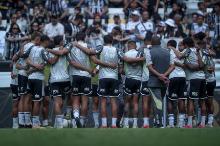 Jogadores do Atlético fizeram última atividade do ano na Cidade do Galo