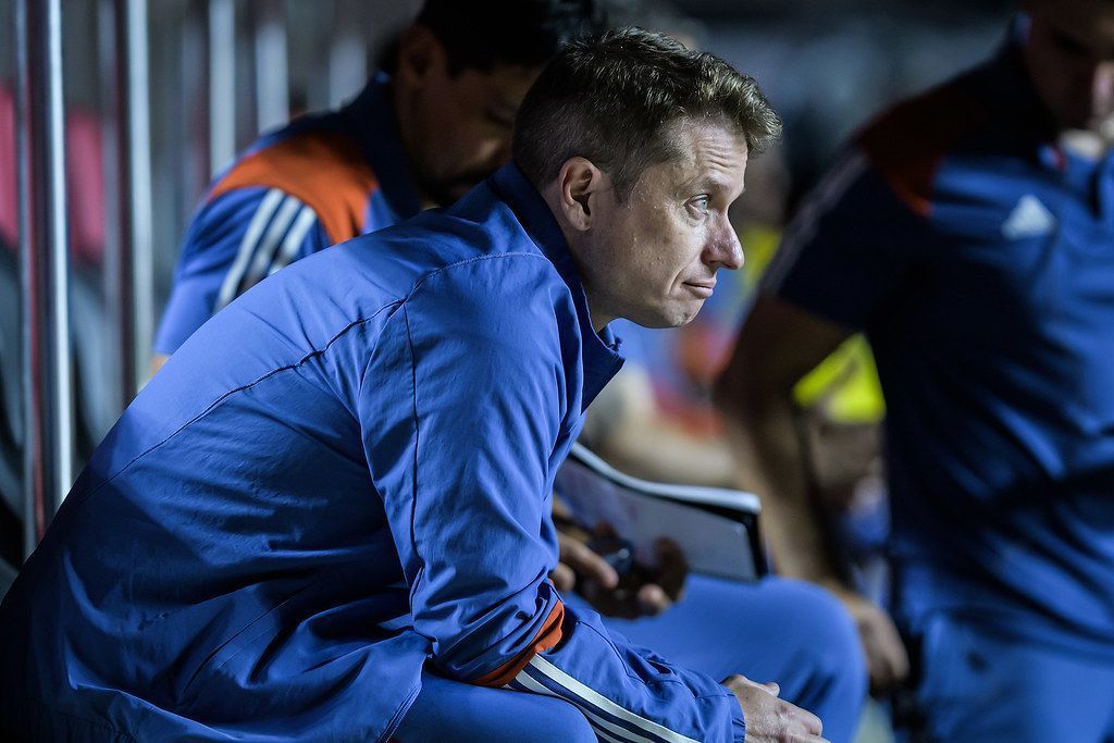 Seabra revela reação de Marlon após expulsão e cita 'ineficácia ofensiva' do Cruzeiro