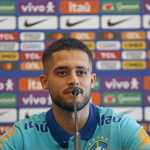 Yan Couto explica por que abandonou o cabelo rosa na Seleção