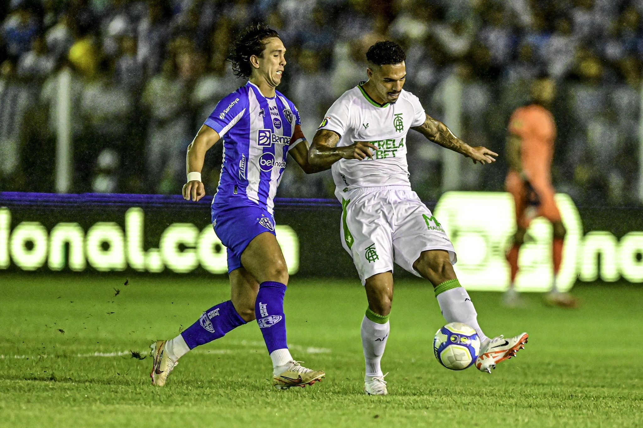 América é derrotado pelo Paysandu, perde invencibilidade e deixa o G4 da Série B