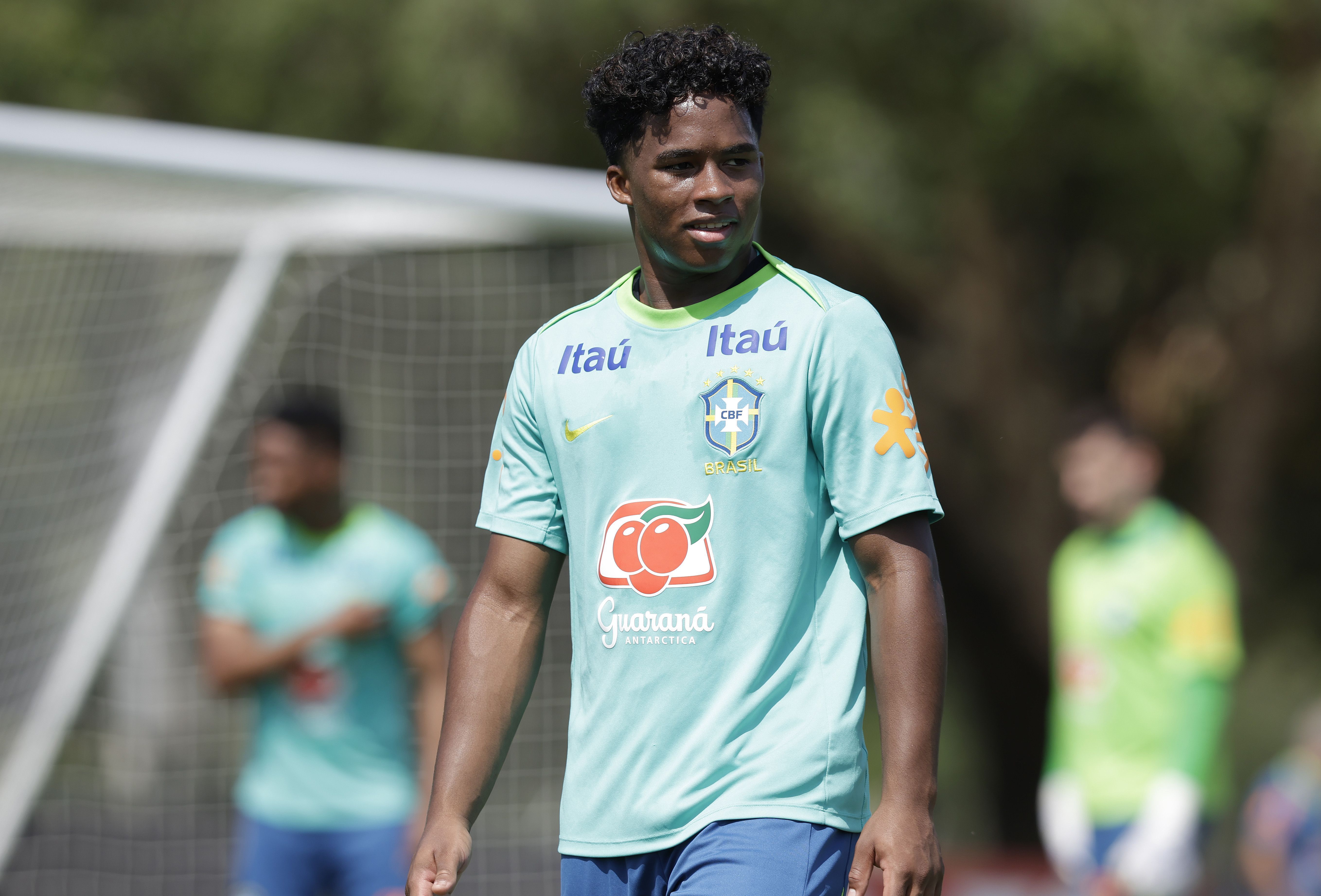 Endrick fala o que espera da concorrência com Mbappé e Vini Jr. no Real Madrid