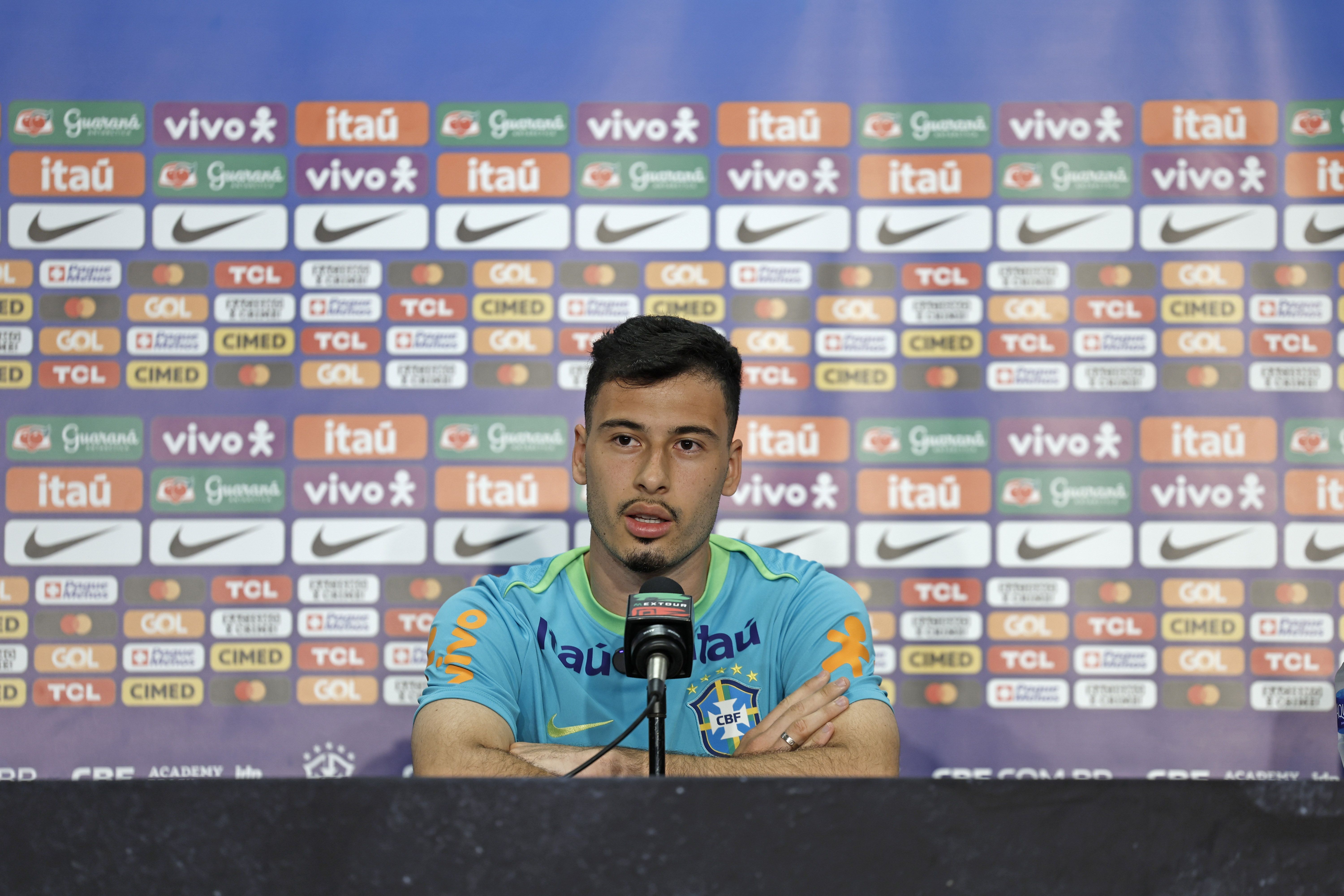 Titular da Seleção contra o México, Martinelli diz a posição que prefere jogar