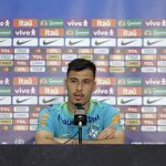 Titular da Seleção contra o México, Martinelli diz a posição que prefere jogar