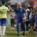 Dorival explica por que escalou os reservas na vitória sobre o México em amistoso