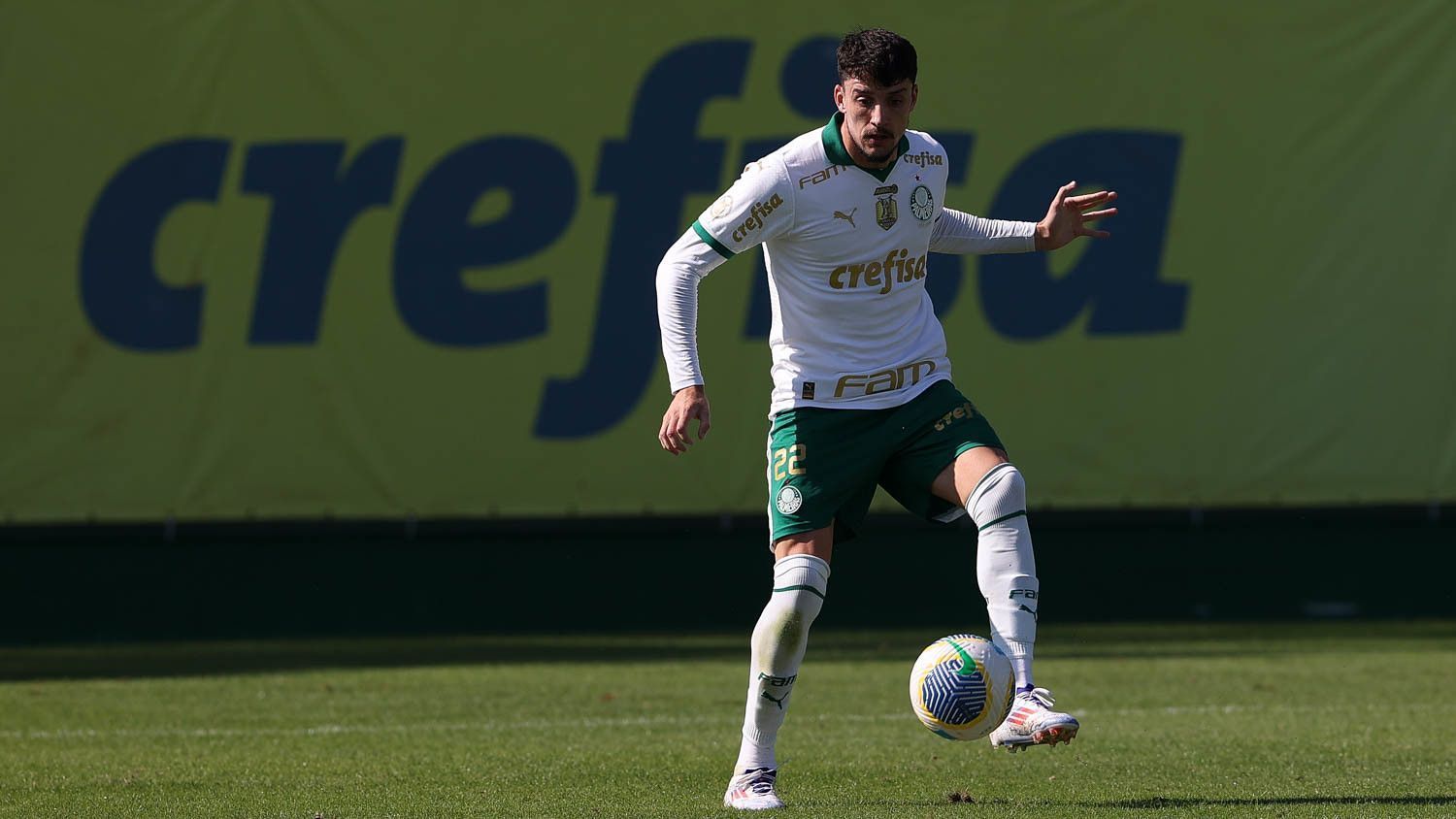 Piquerez fica fora da Copa América, e Abel terá menos desfalques no Palmeiras