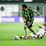 Decisivo pelo América, Benítez ganha destaque e lidera ranking na Série B