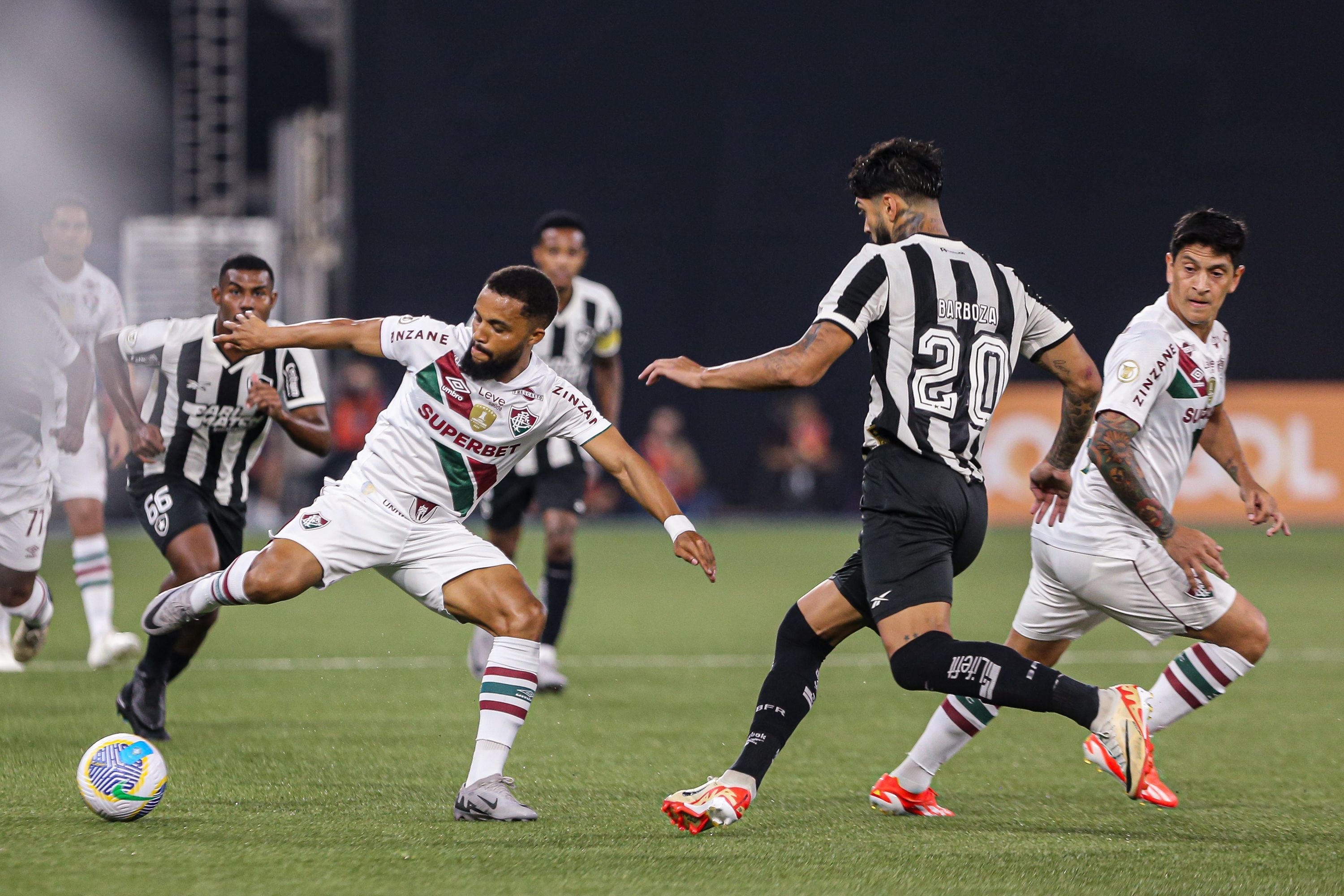 Fluminense x Botafogo: veja as prováveis escalações de jogo pelo Brasileirão
