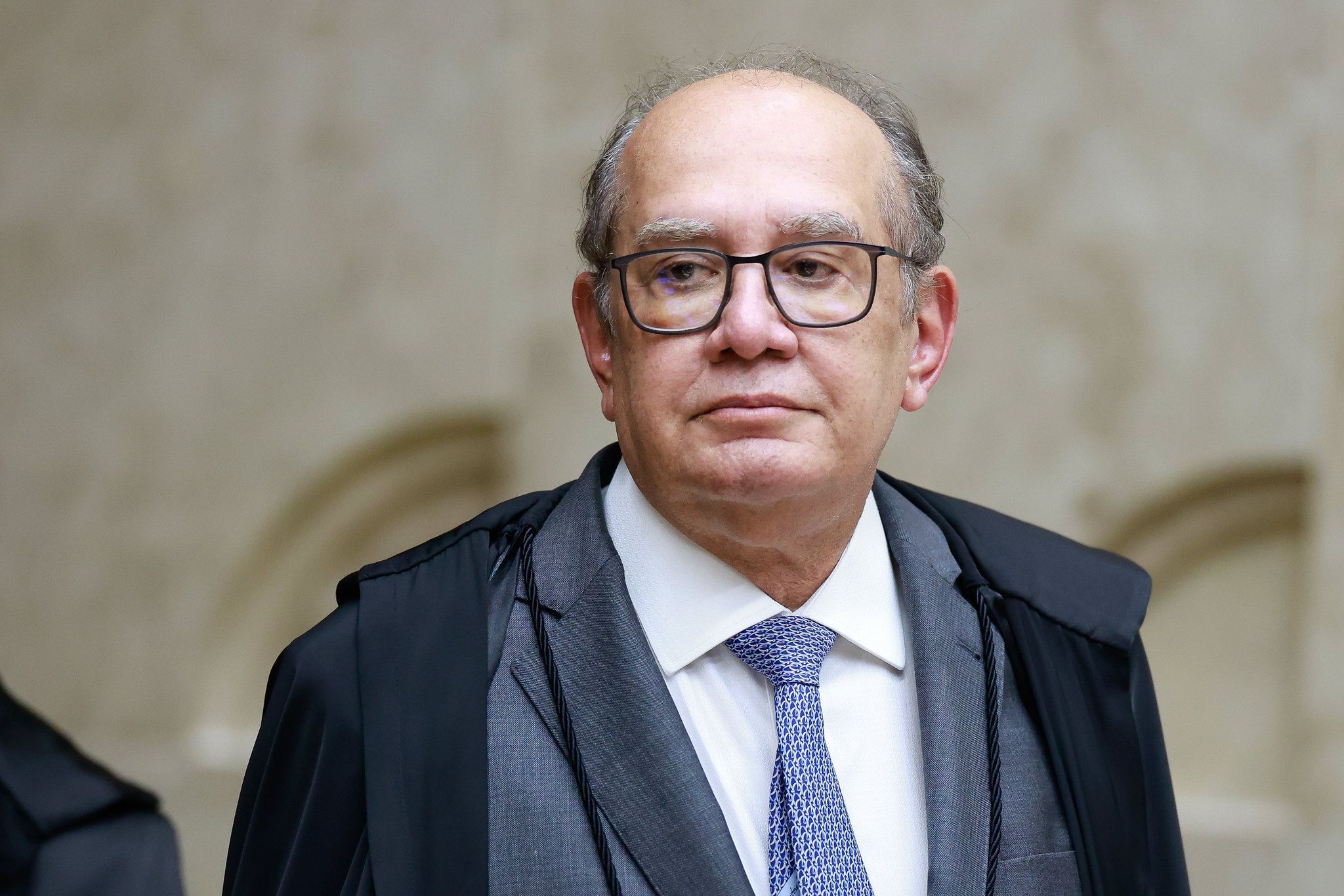 Gilmar Mendes critica a posse de Maduro na Venezuela: ‘Não é democrático’