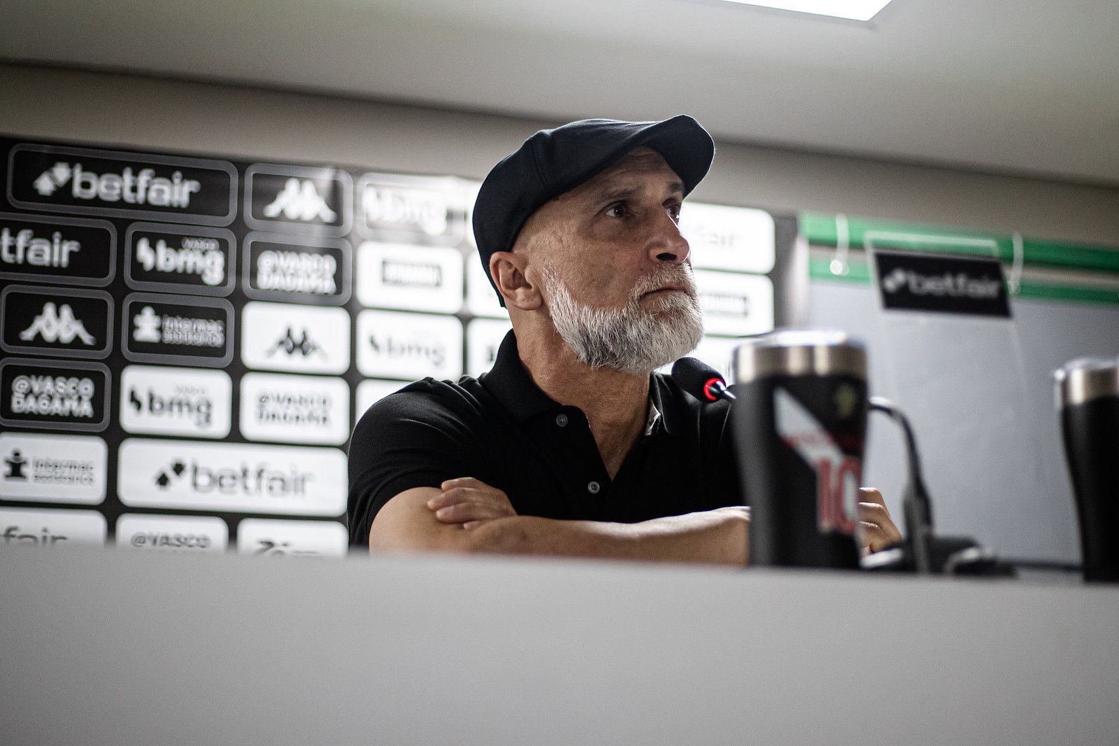 Vasco decide pela demissão de Álvaro Pacheco; saiba mais