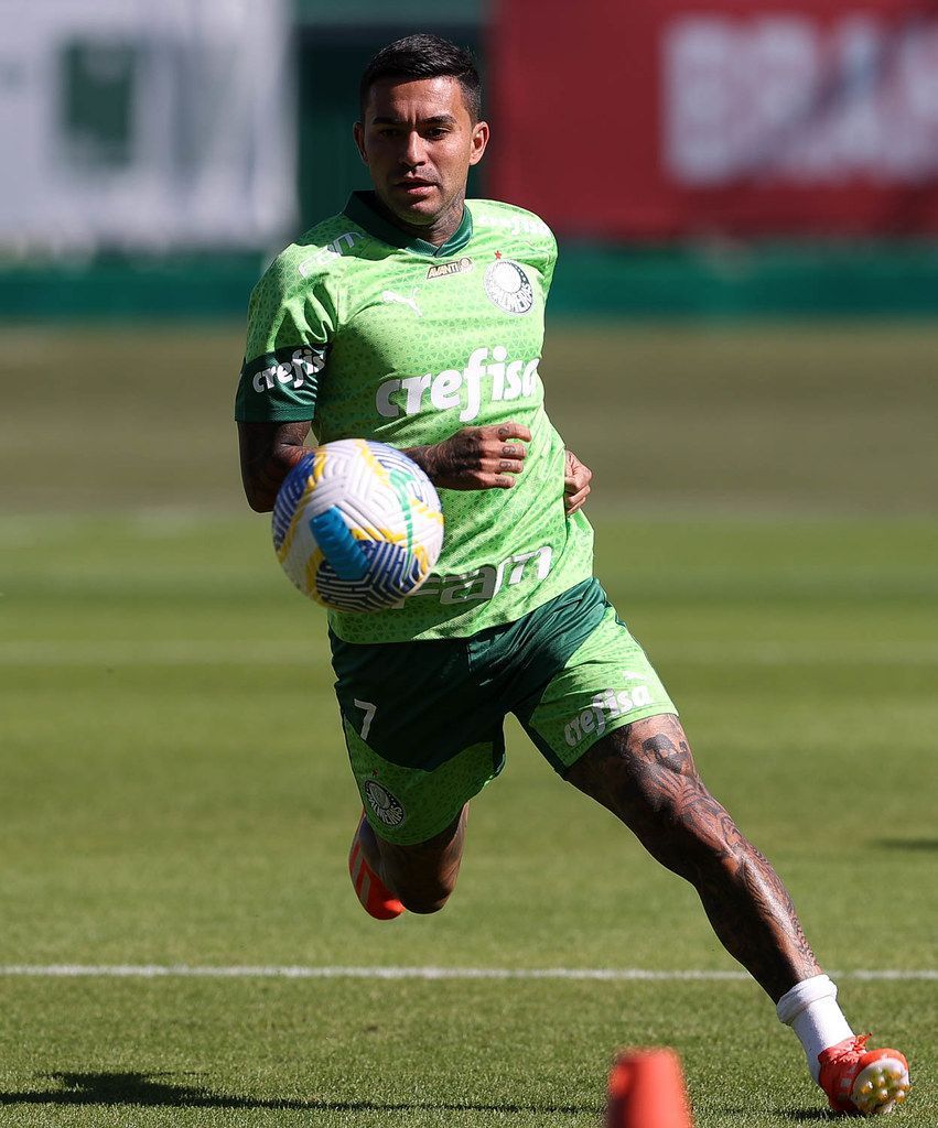 Em meio a impasse com Cruzeiro, Dudu tem conversa com Abel Ferreira; Palmeiras se posiciona