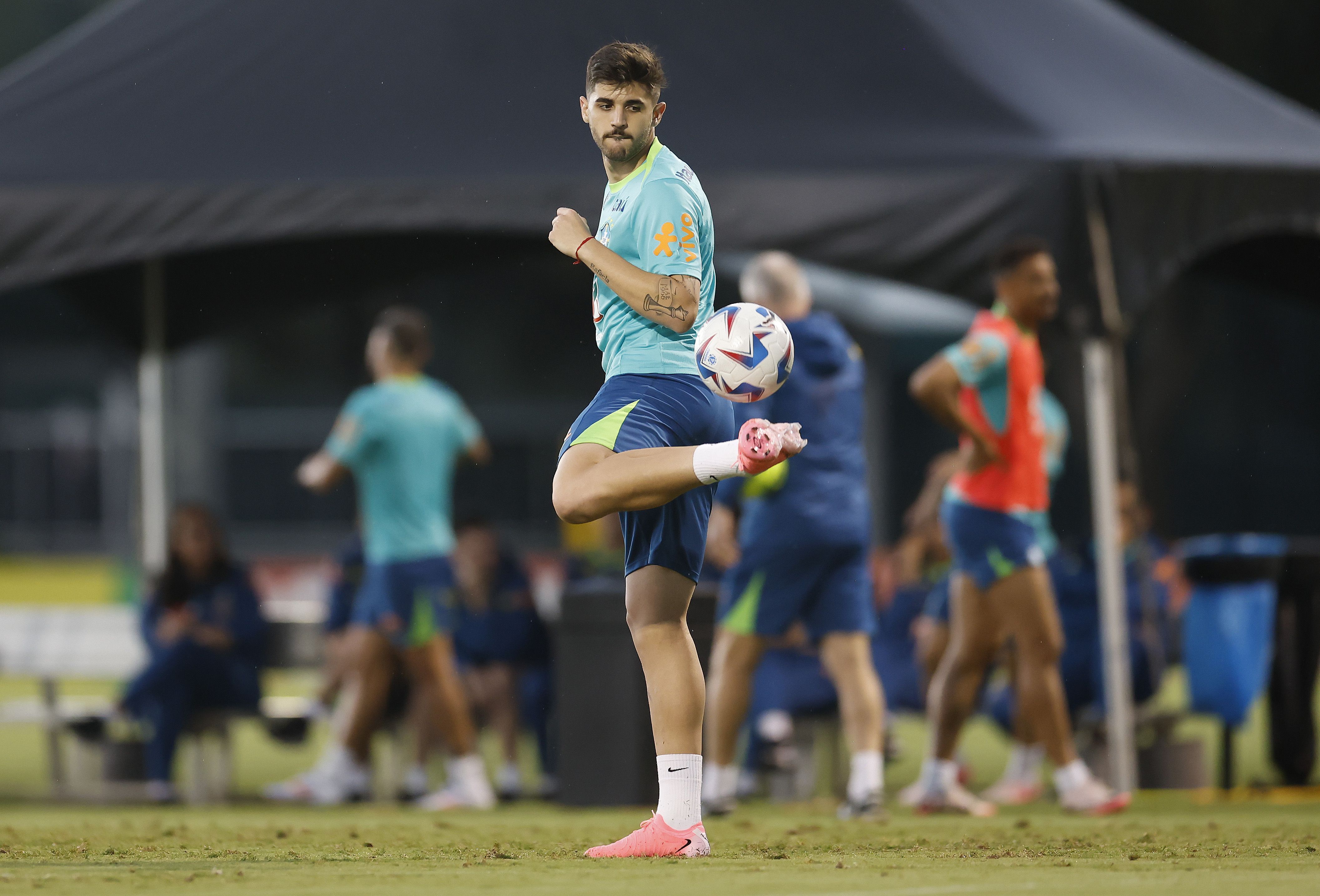Dorival convoca o substituto de Bremer para os jogos da Seleção pelas Eliminatórias