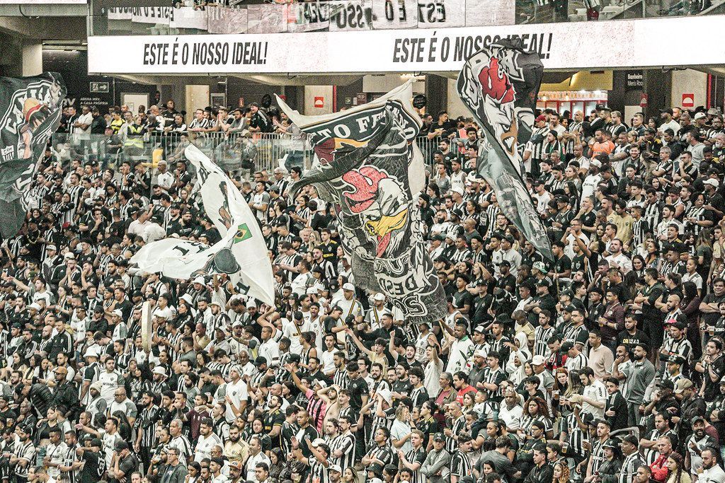 Vai encher? Atlético divulga parcial de ingressos para jogo contra o Flamengo