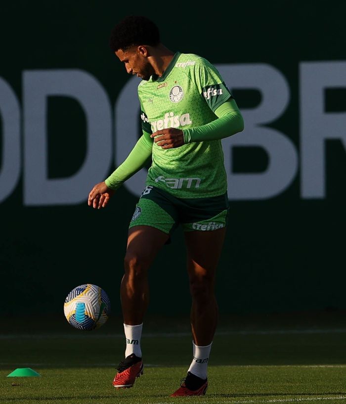 Murilo em treino do Palmeiras
