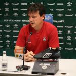 Diretoria do Fluminense se reúne para definir o futuro de Fernando Diniz