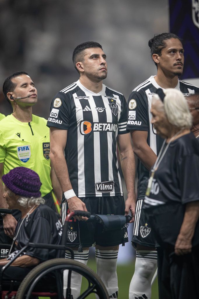 Fortaleza se pronuncia após jogador relatar racismo em jogo contra o Atlético