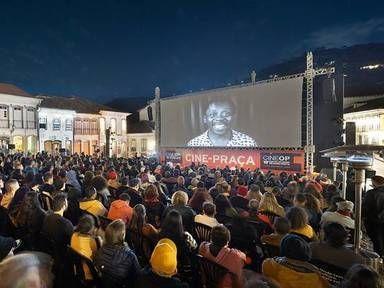 Cine-praça