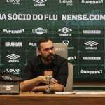 Presidente do Fluminense detona Daronco e aconselha sobre decisão na carreira