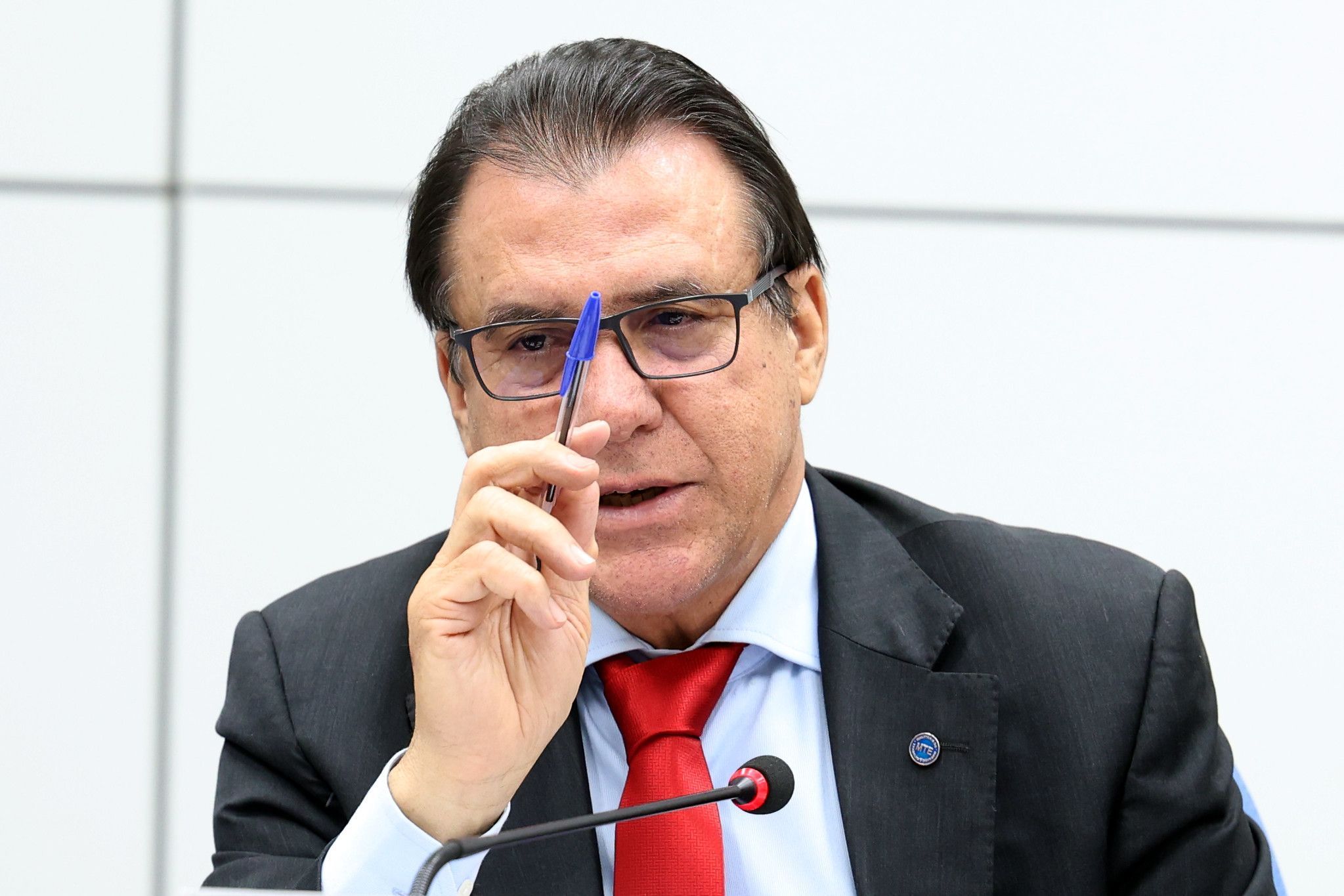 Imposto sindical vai voltar? Governo vai apoiar proposta no Congresso