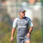 Meio-campista se recupera de lesão e vira opção para Milito no Atlético