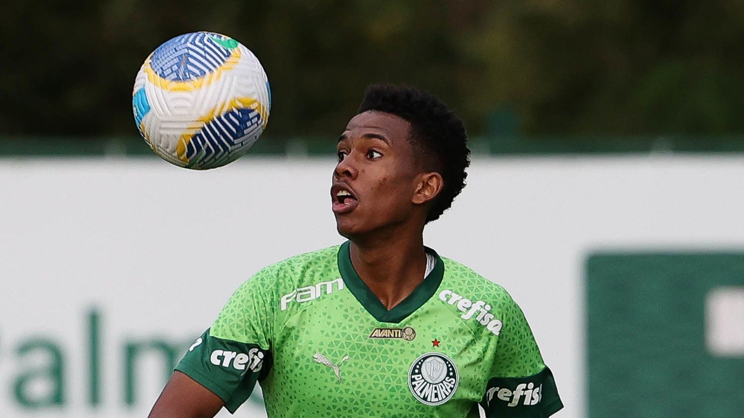 Mistério segue, e Estêvão é dúvida no Palmeiras para decisão contra Flamengo