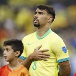Flamengo avalia risco e estuda proposta por Lucas Paquetá