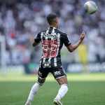 Meia se despede do Atlético, revela gratidão e manda recado aos jogadores