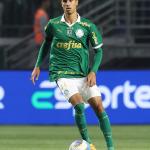 Insatisfeito, Abel usa zagueiro da base do Palmeiras como exemplo