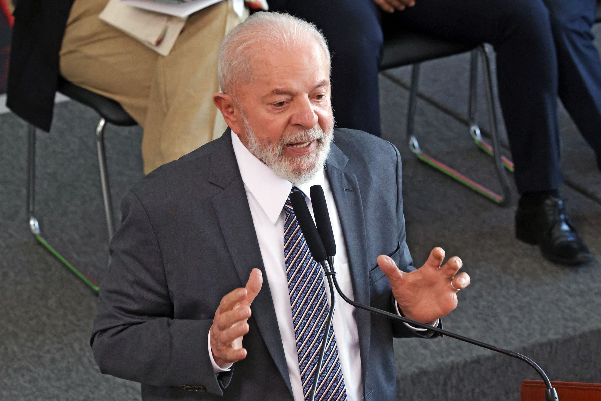 Após criticar governo Zema por omissão, Governo Lula está 'devendo' resposta ao STF sobre dívida de Minas