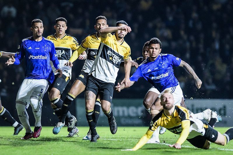 Criciúma 1 x 0 Cruzeiro: melhores momentos do jogo pelo Brasileiro