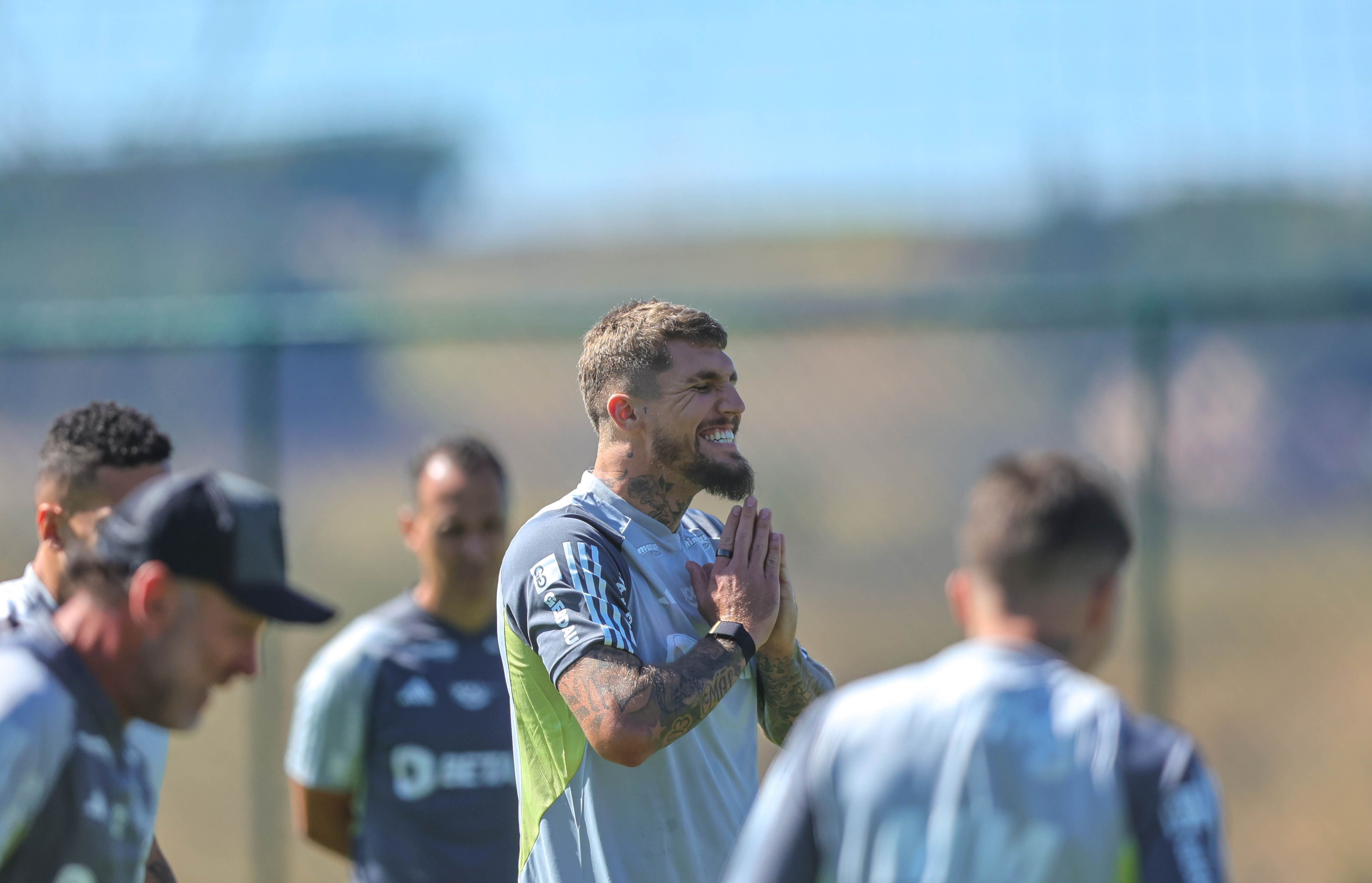 Reforço do Atlético, Lyanco faz primeiro treino na Cidade do Galo; veja fotos
