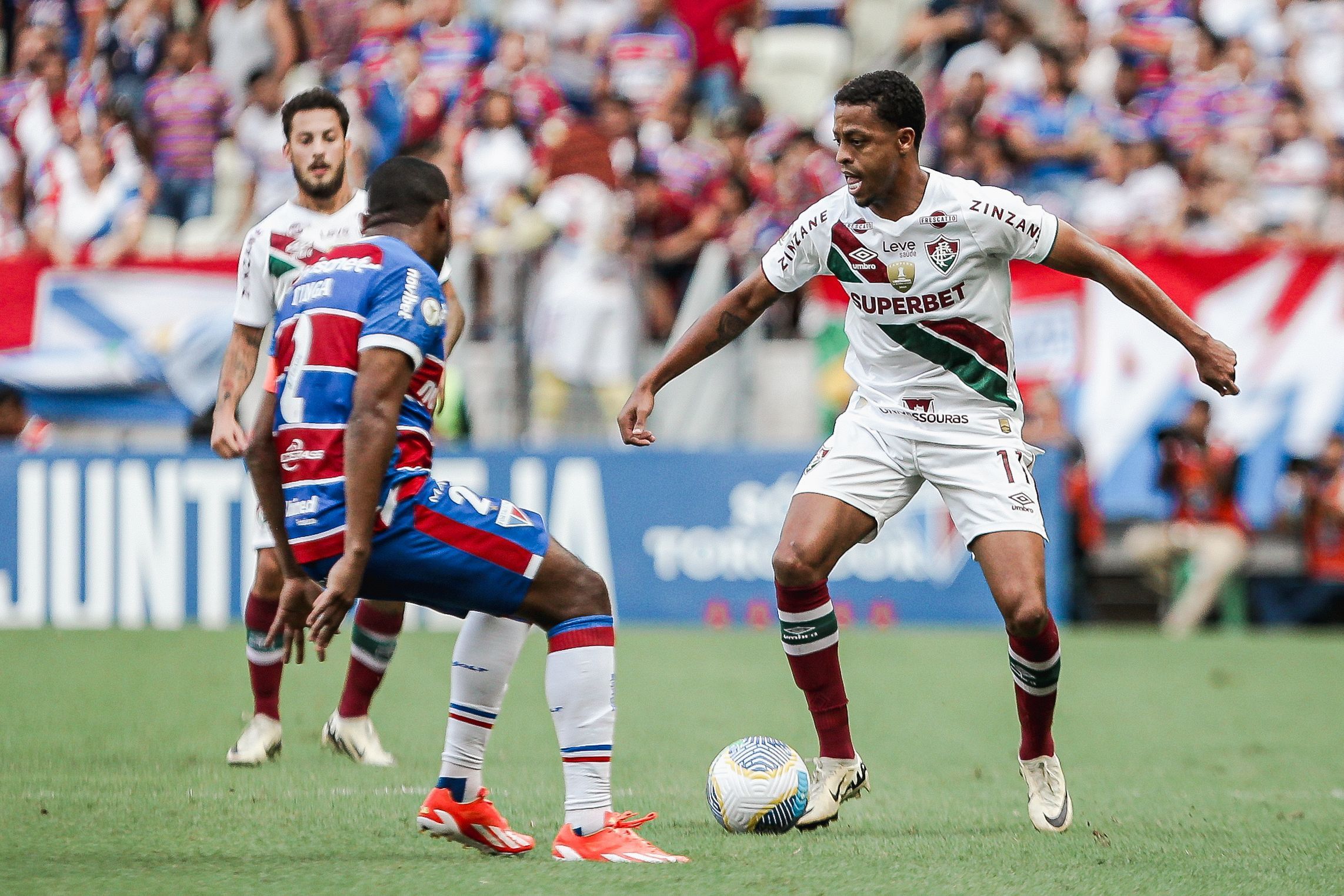 Fluminense pede adiamento de jogo contra o Cuiabá; entenda