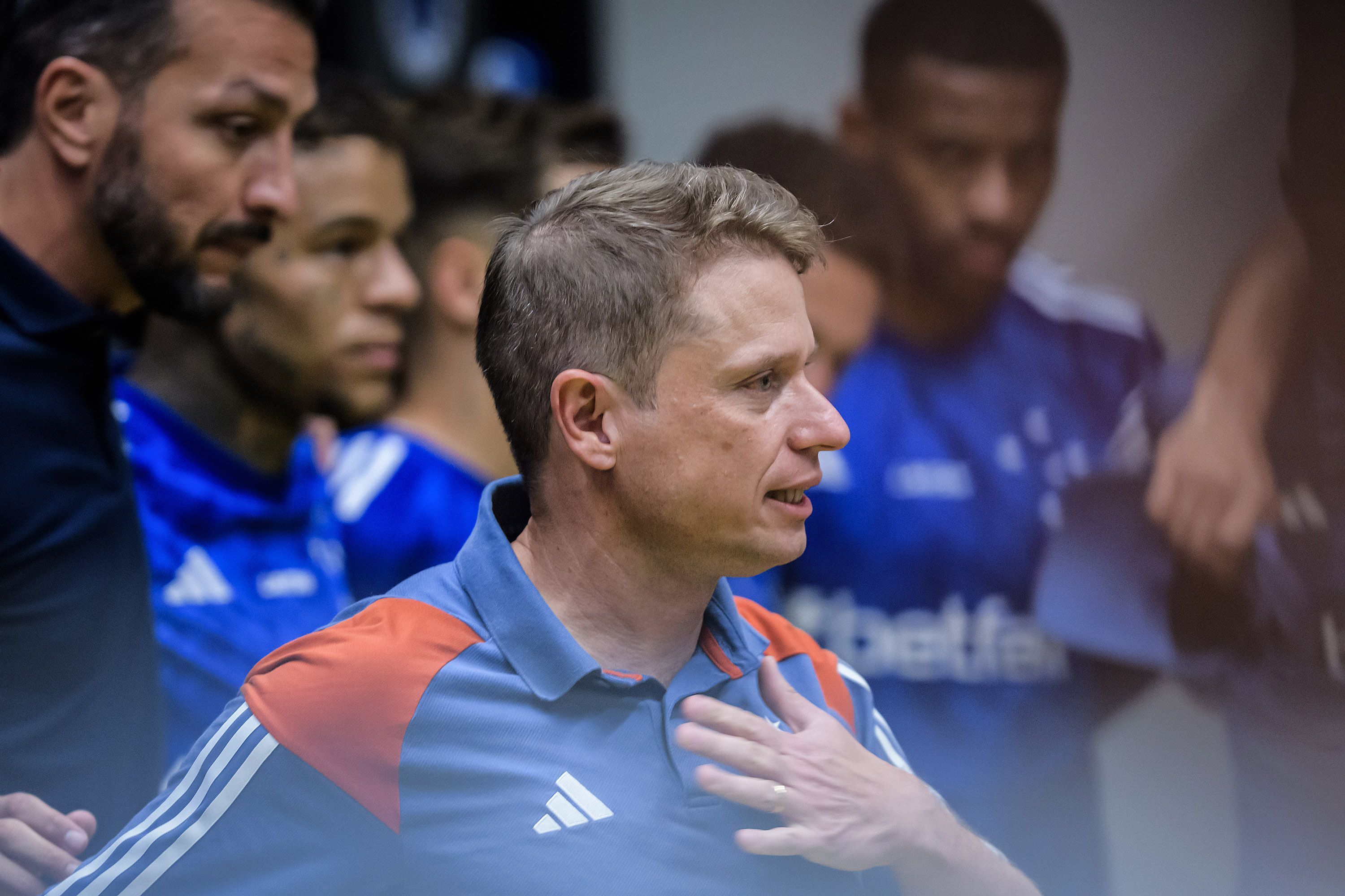 Cruzeiro terá volta de atacante em jogo contra o Botafogo, pelo Brasileirão