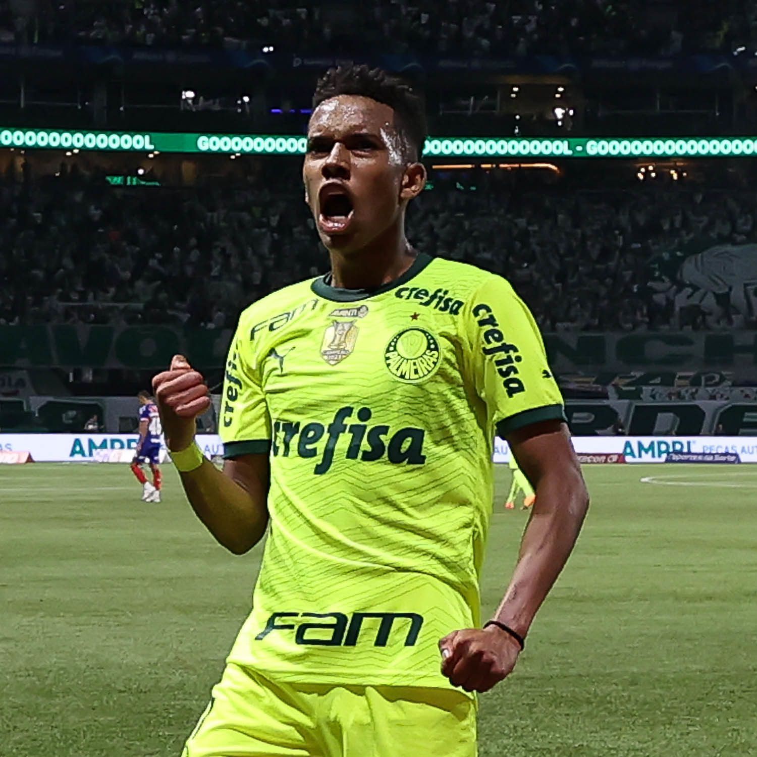 Everton Ribeiro rasga elogios a Estêvão, do Palmeiras, após derrota do Bahia