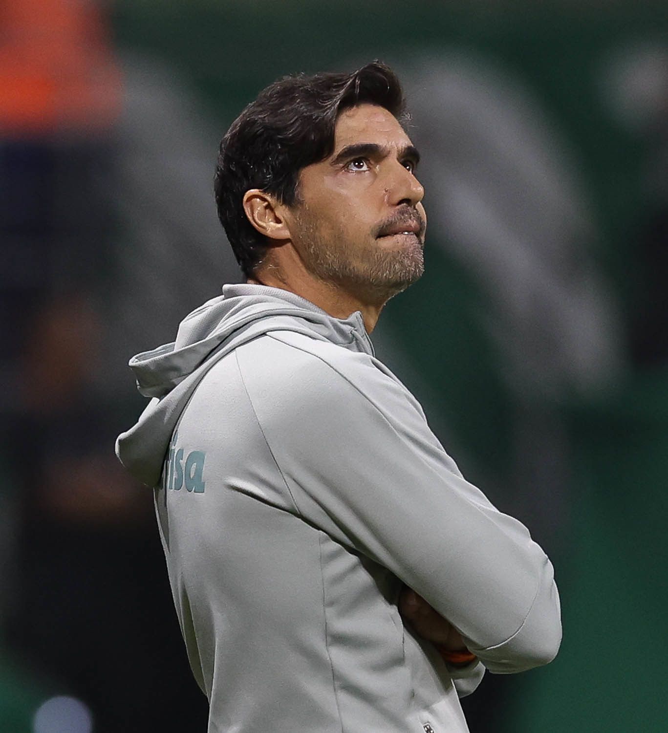 Abel elogia Cruzeiro e prevê ano mais difícil no Palmeiras desde que chegou
