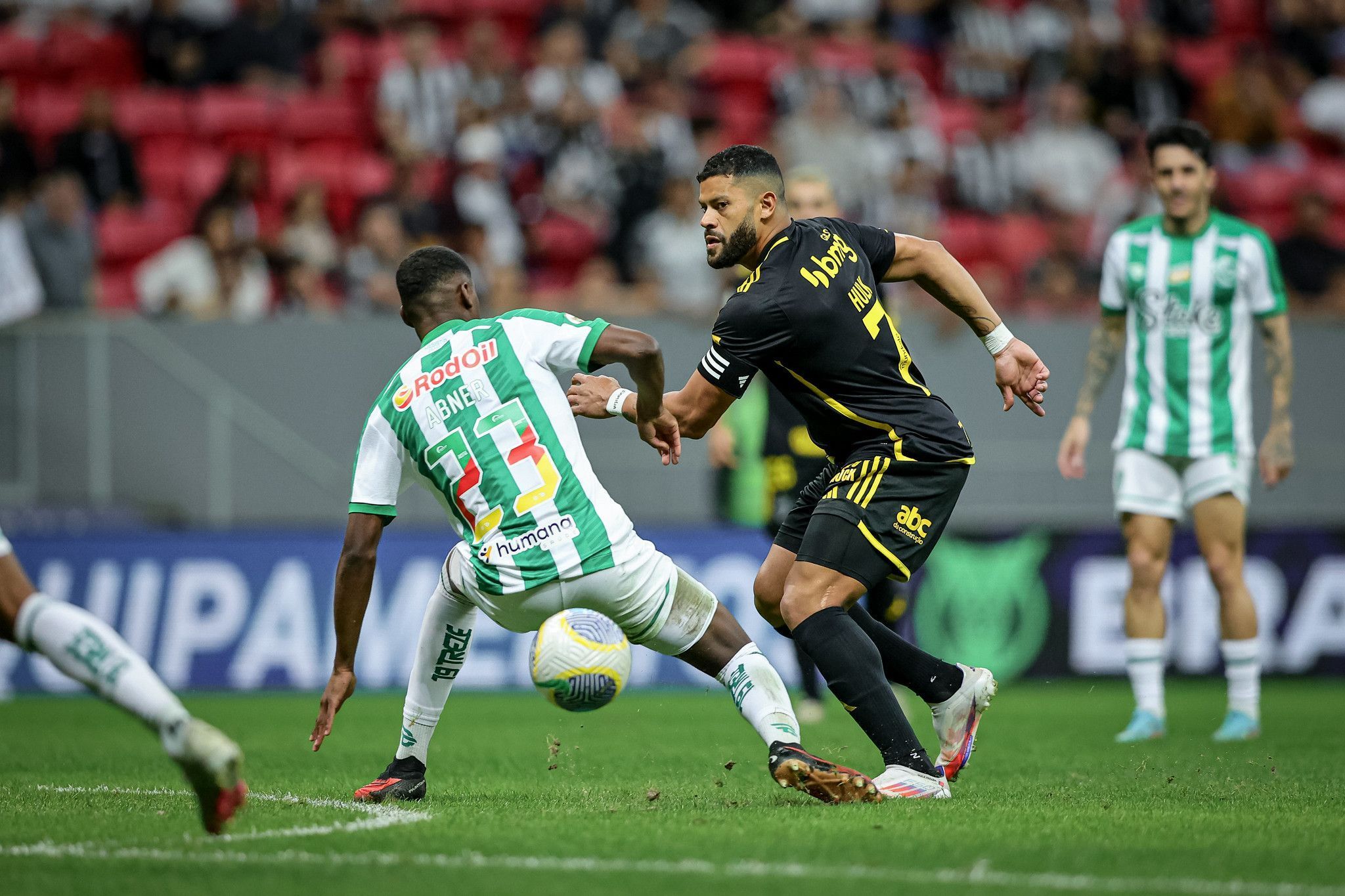 Atlético desperdiça 'caminhão de gols' e empata com o Juventude pelo Brasileiro