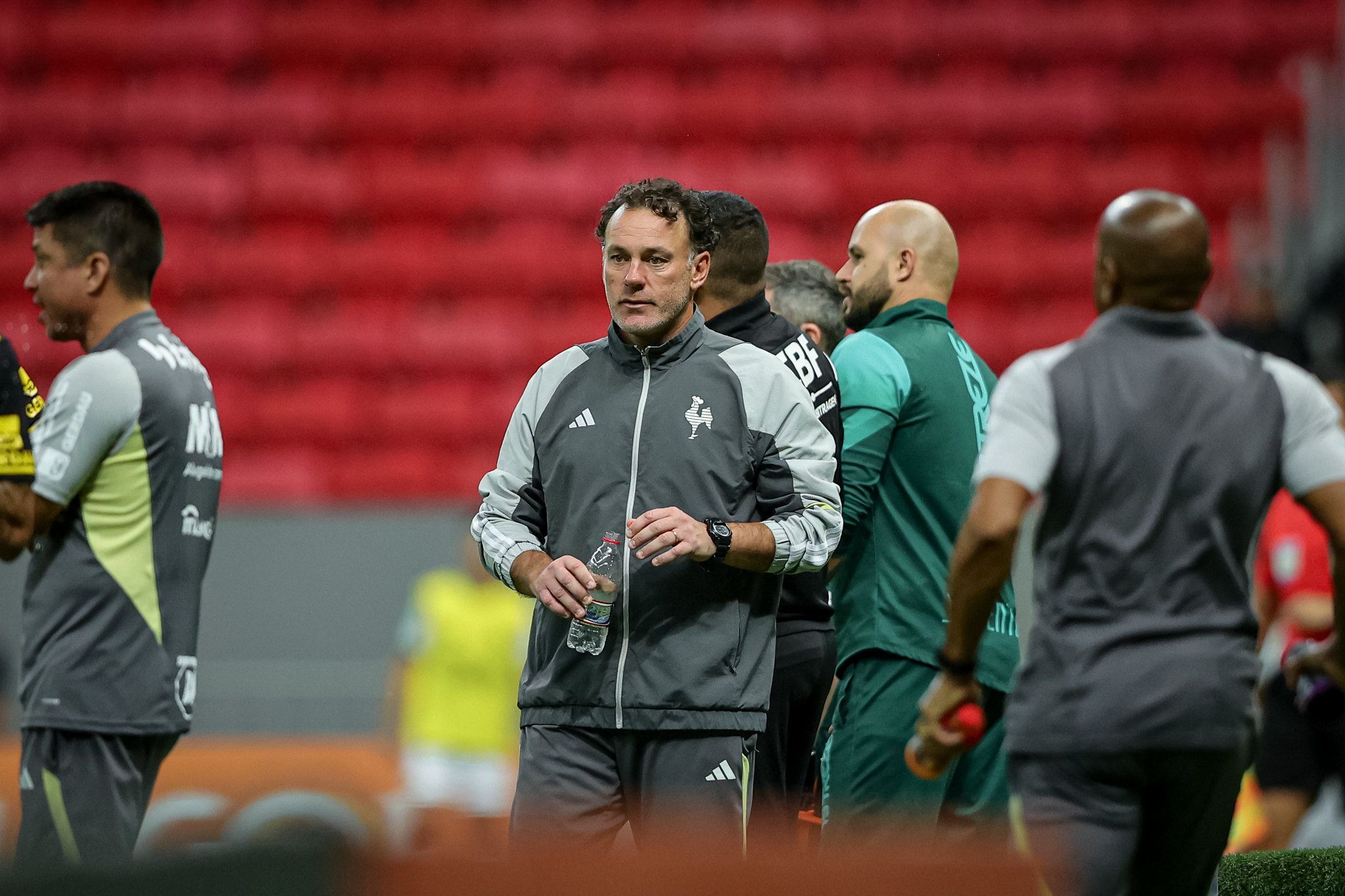 Milito elogia volume do Atlético contra o Juventude e lamenta empate em Brasília