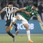 Em jogo tenso, Botafogo vence o Palmeiras e se isola como líder do Brasileirão