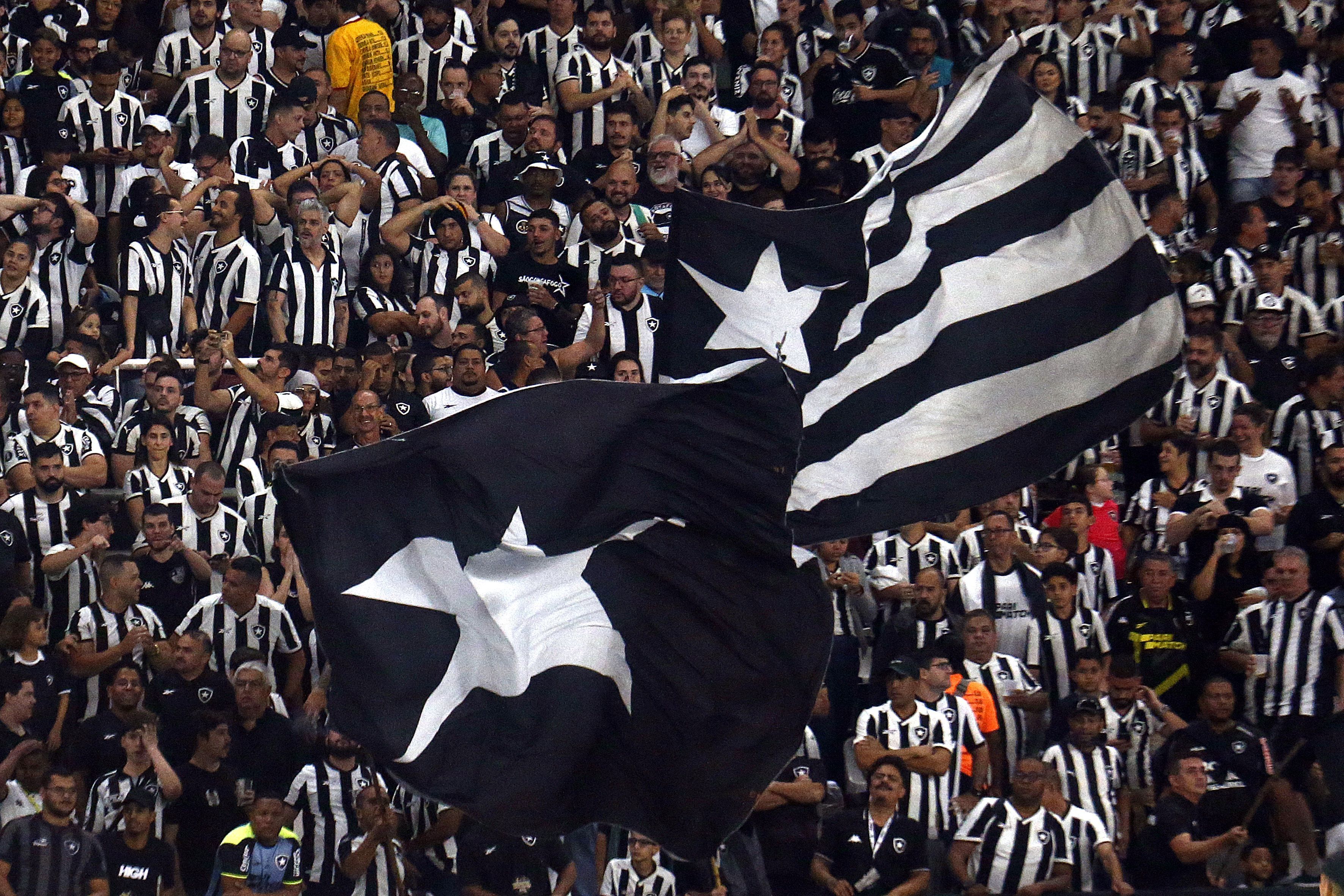 Botafogo x Palmeiras: ingressos esgotados para o duelo pela Copa Libertadores