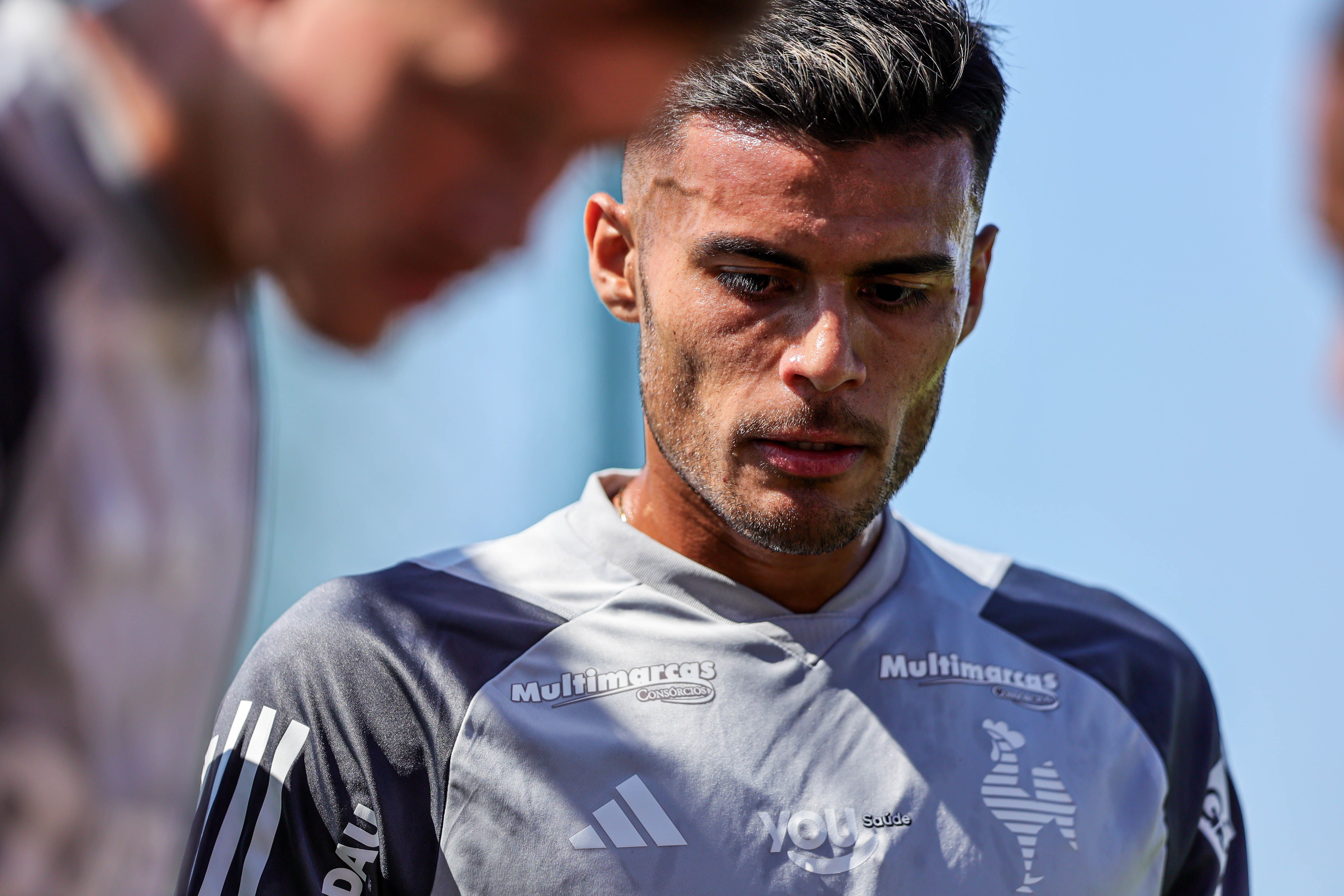 Fausto Vera revela outras propostas e explica escolha pelo Atlético