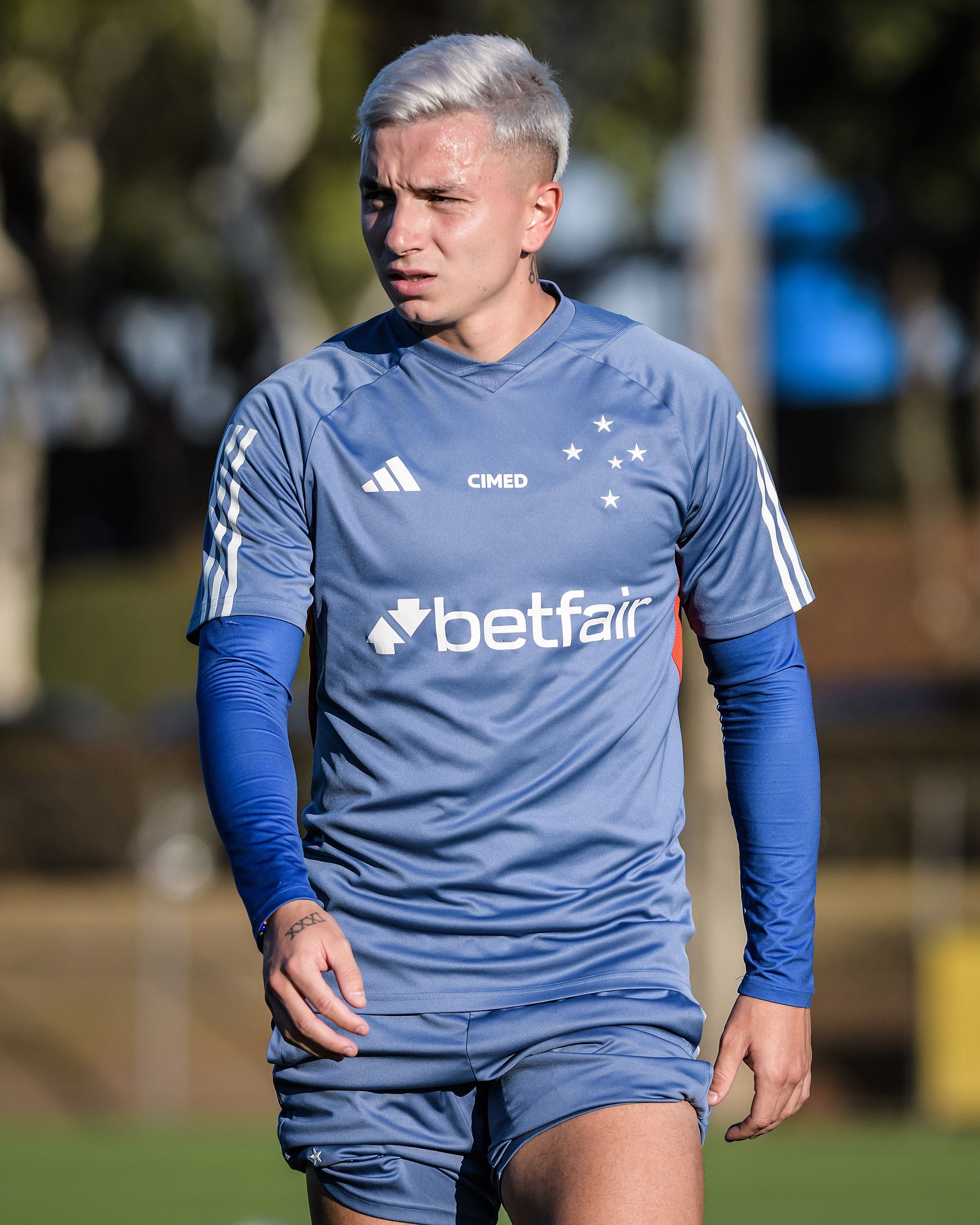Barreal não treina, e Cruzeiro fecha preparação para enfrentar o Boca
